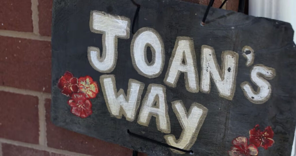joans way sign