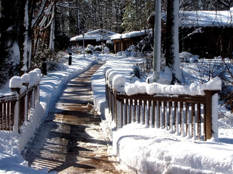 8c9d4bab-walk-way-near-schanks-pond-bld-19-min